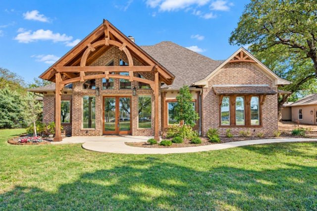 124 N Garza Road