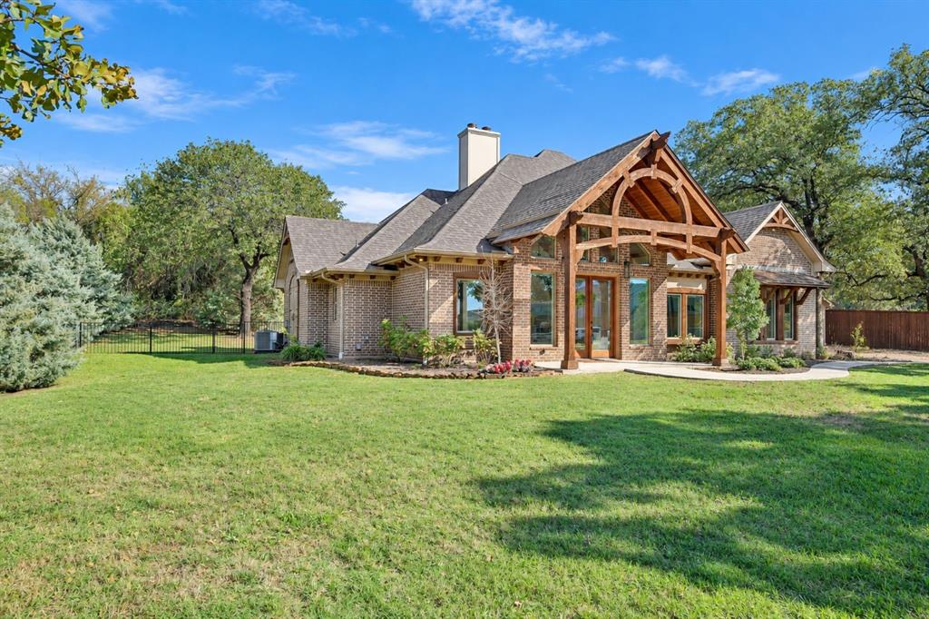 124 N Garza Road - Photo 2