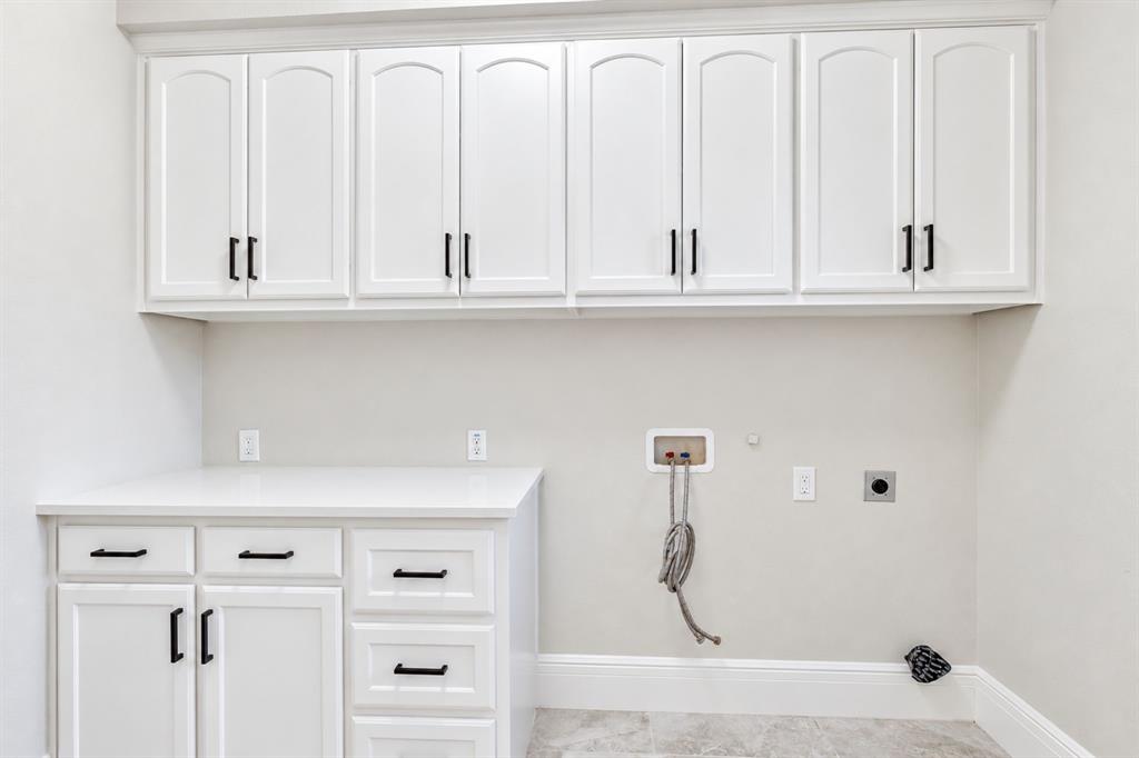 124 N Garza Road - Photo 32