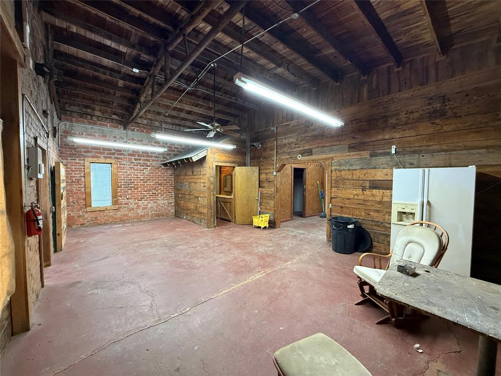 1604 Fisk Avenue - Photo 7