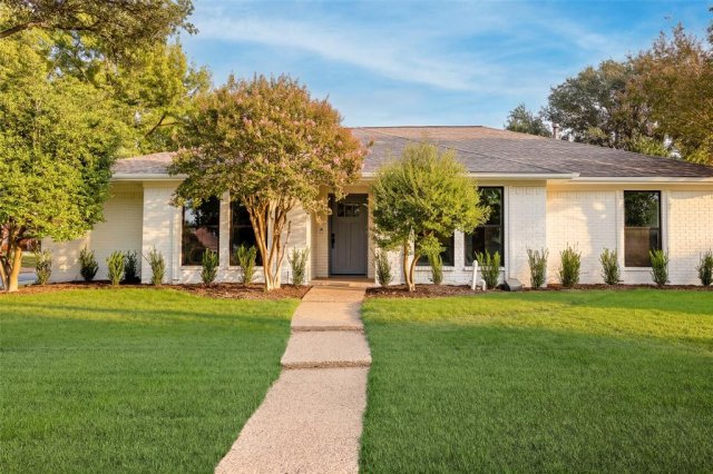 2416 Ables Drive