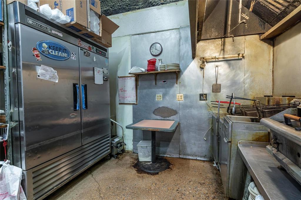 204 W Front Street - Photo 13