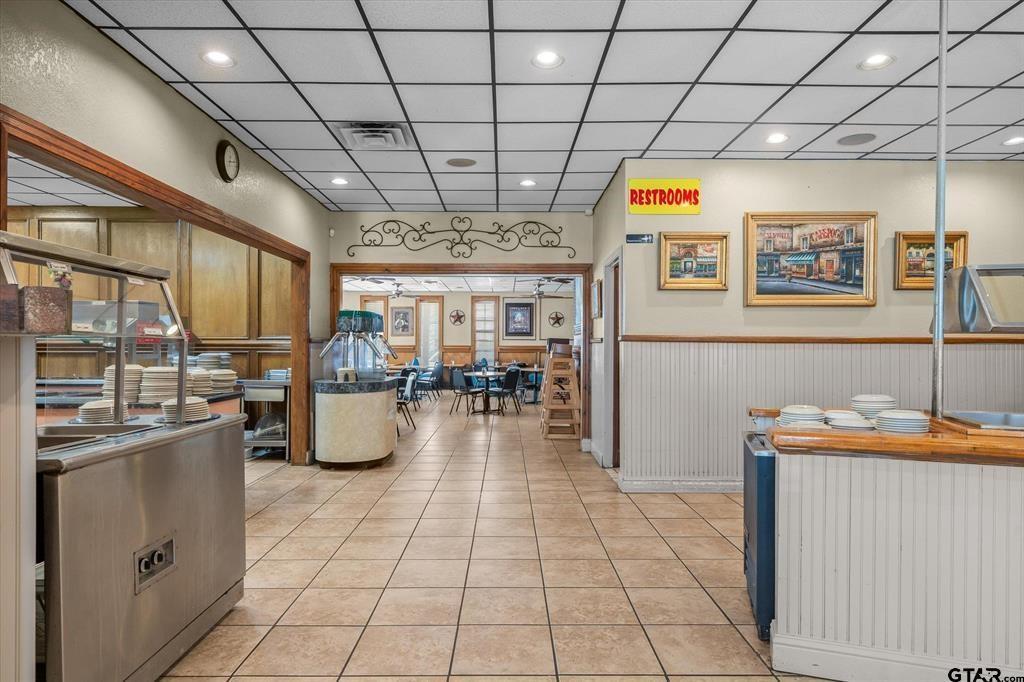 304 W Broad Street - Photo 23