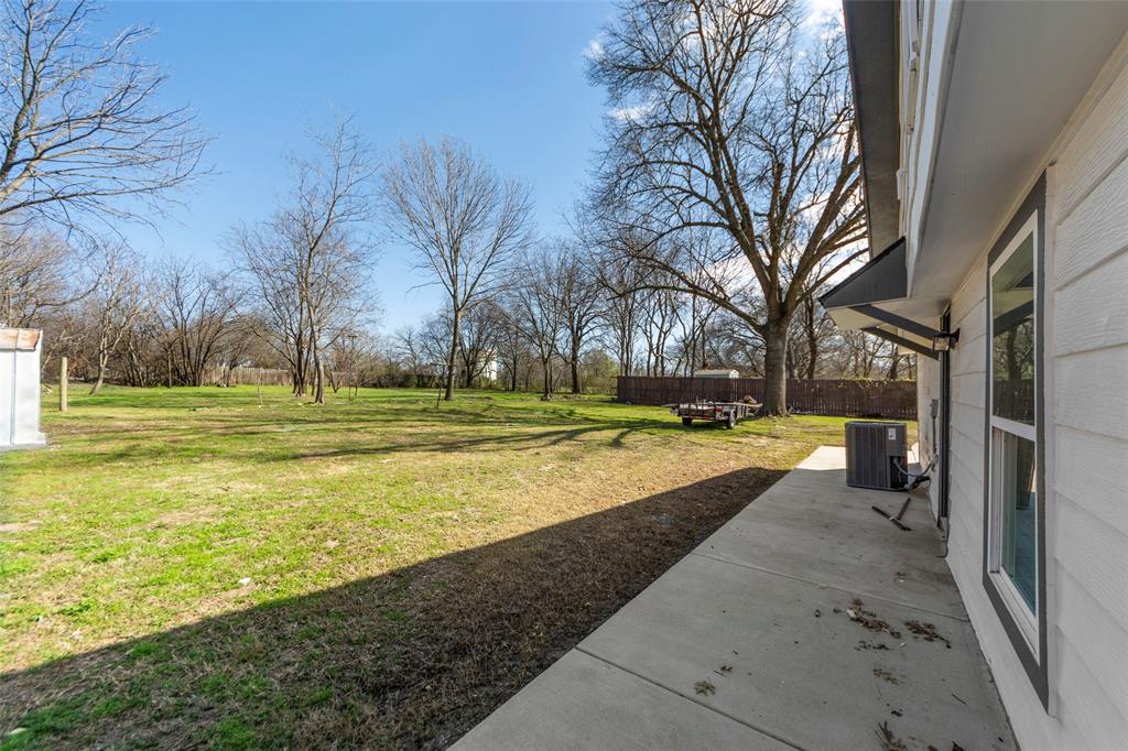 1510 S Lindsay - Photo 21