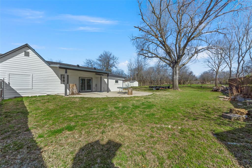 1510 S Lindsay - Photo 23