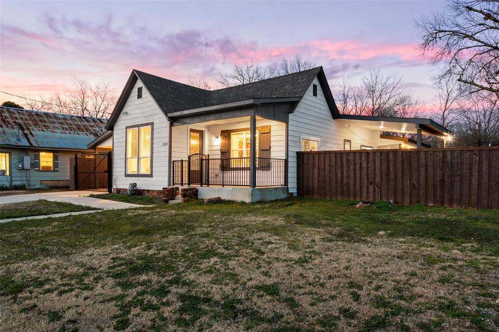1510 S Lindsay - Photo 3