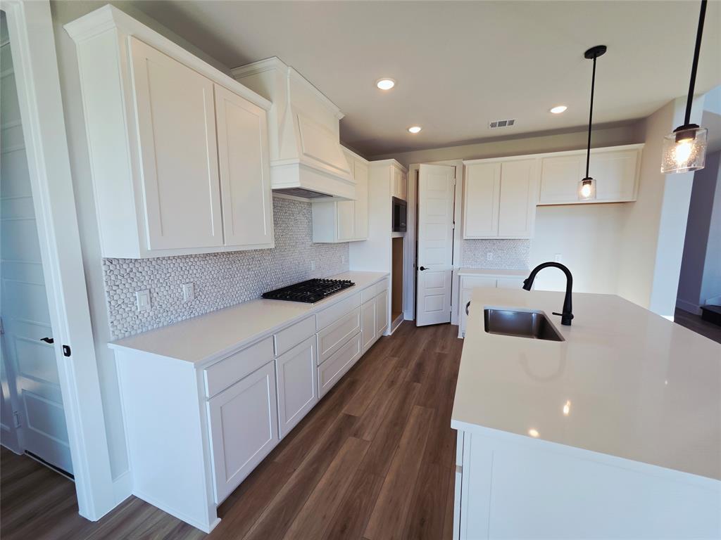 7020 Hayes Road - Photo 10