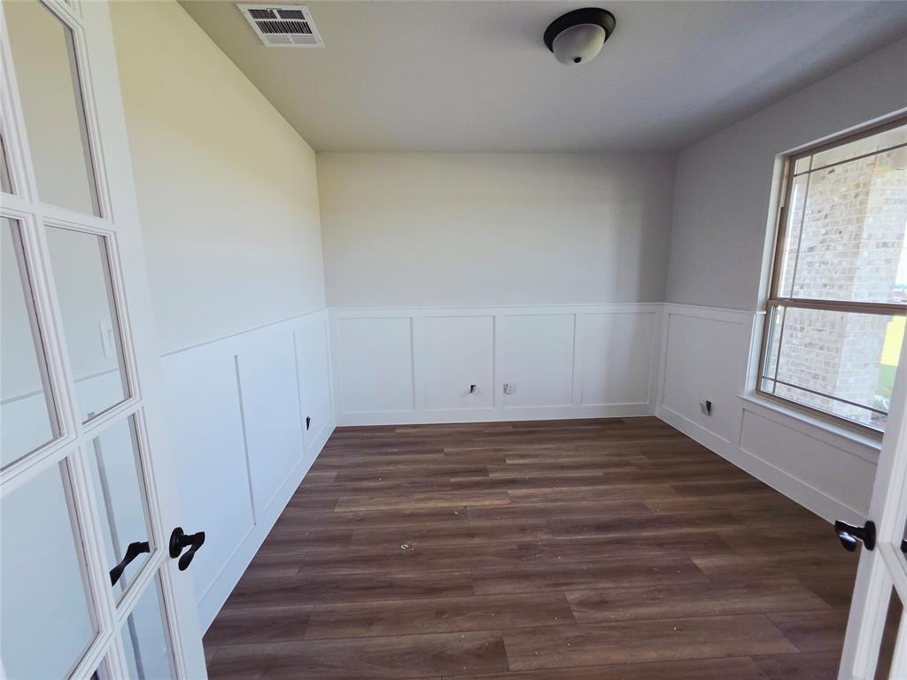 7020 Hayes Road - Photo 6