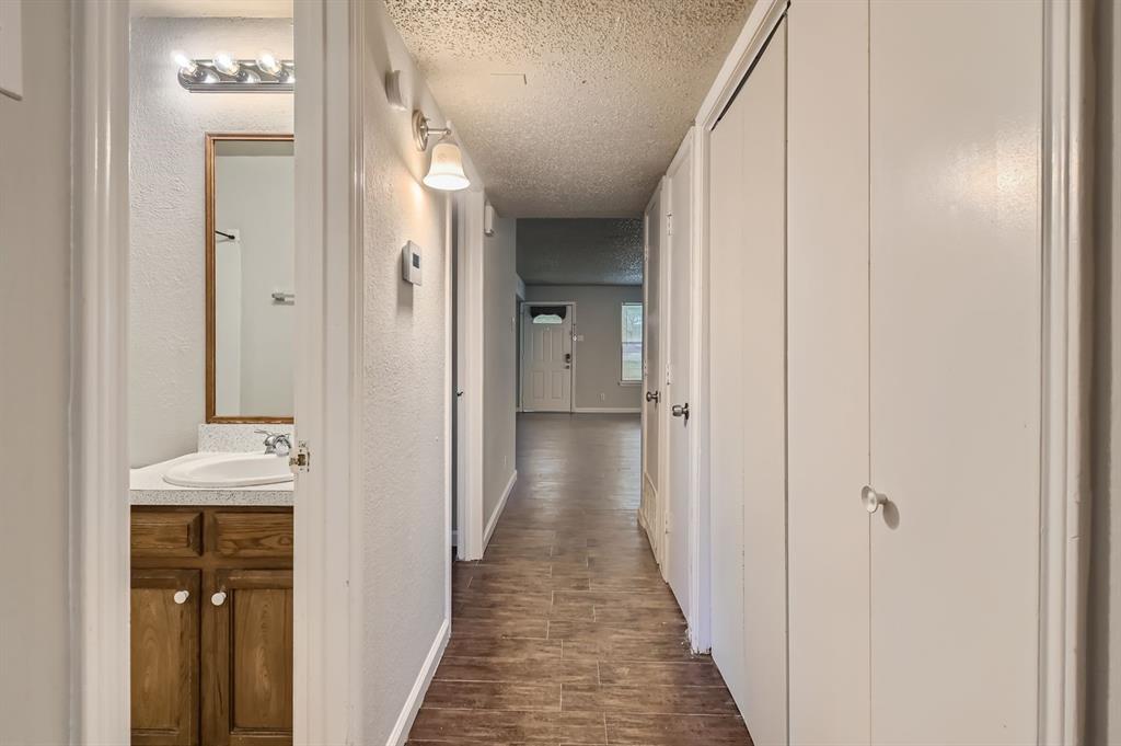 806 Prairie Creek Drive - Photo 18