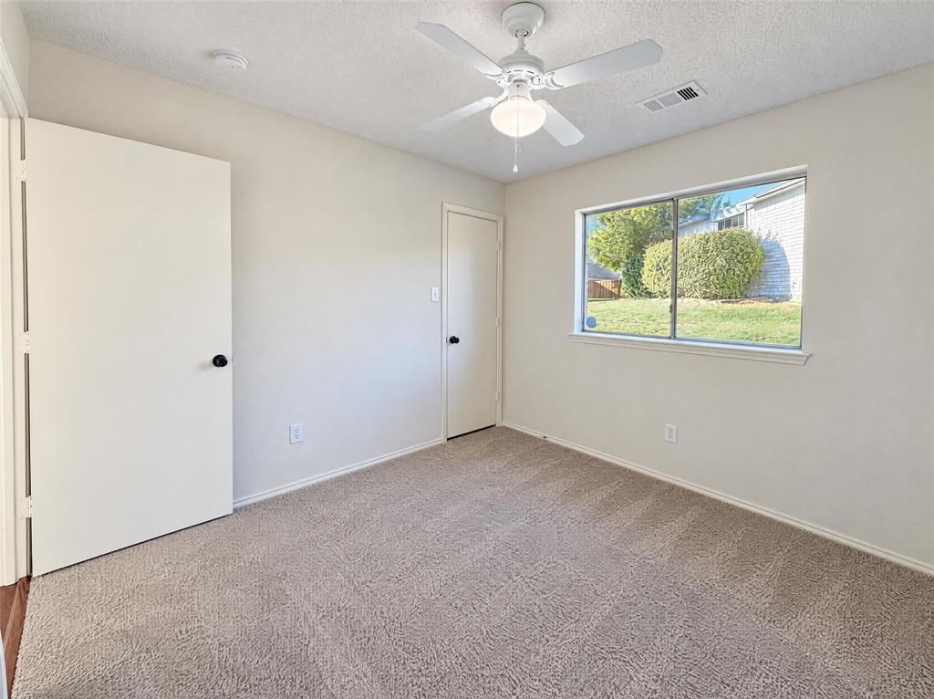 4541 Crystal Lane - Photo 17