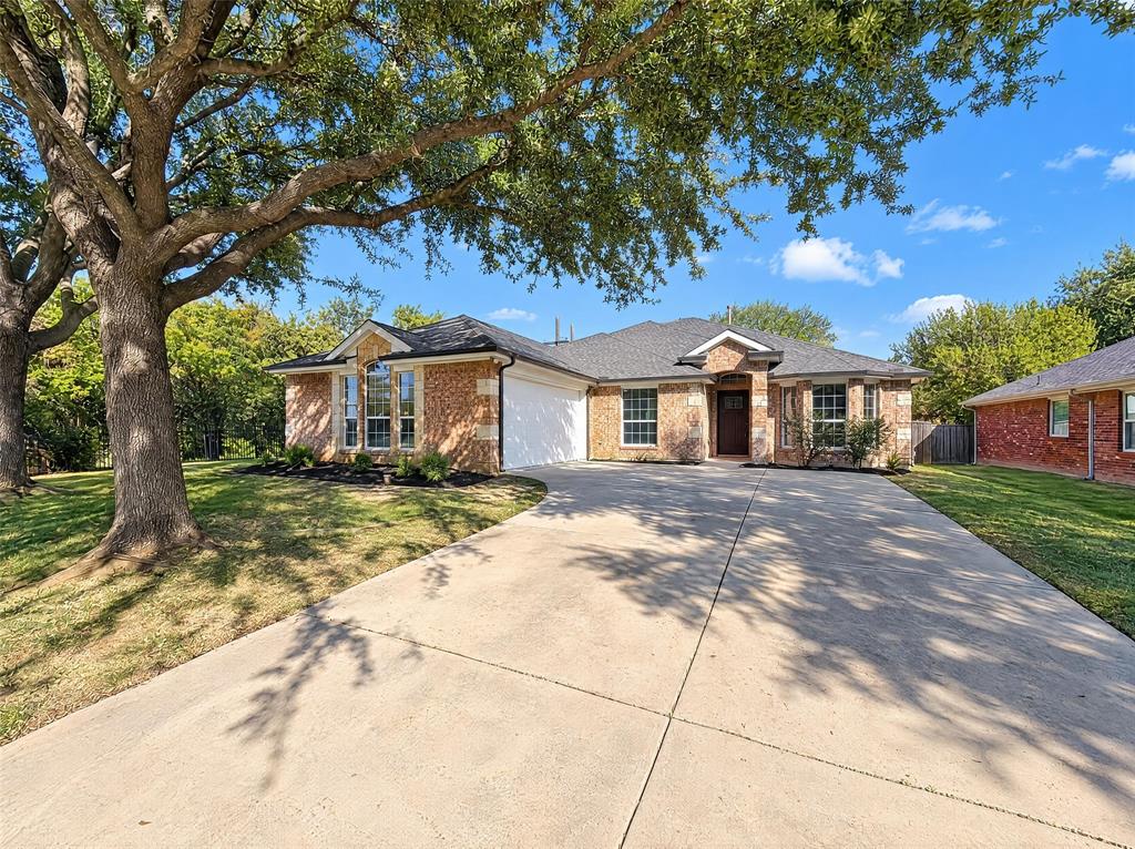 2830 Beacon Hill Drive - Photo 1