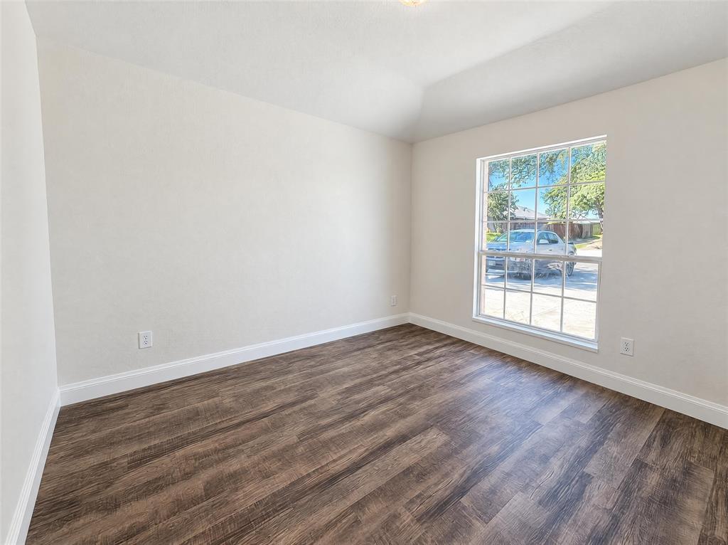 2830 Beacon Hill Drive - Photo 17