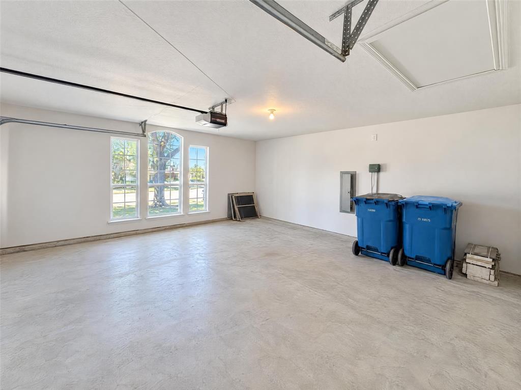 2830 Beacon Hill Drive - Photo 21