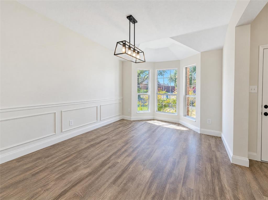 2830 Beacon Hill Drive - Photo 7