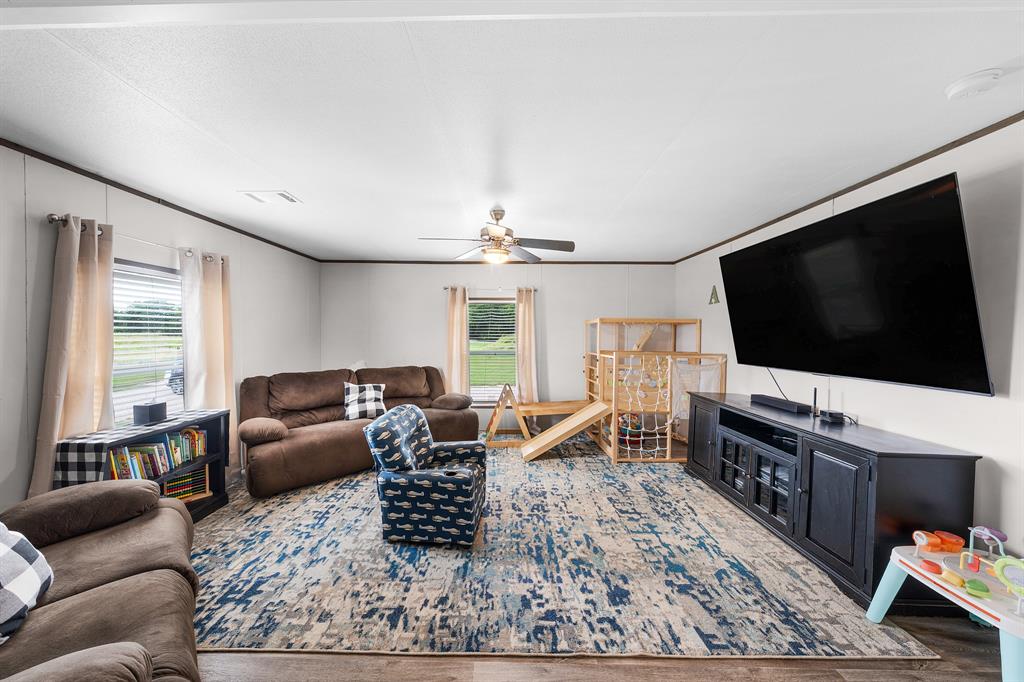 2871 County Road 1076 - Photo 15