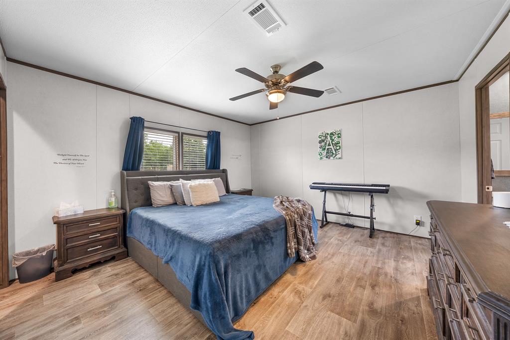 2871 County Road 1076 - Photo 16