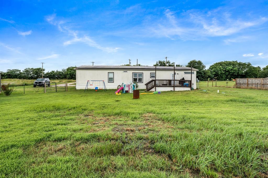 2871 County Road 1076 - Photo 26