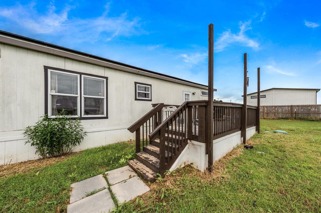 2871 County Road 1076 - Photo 27