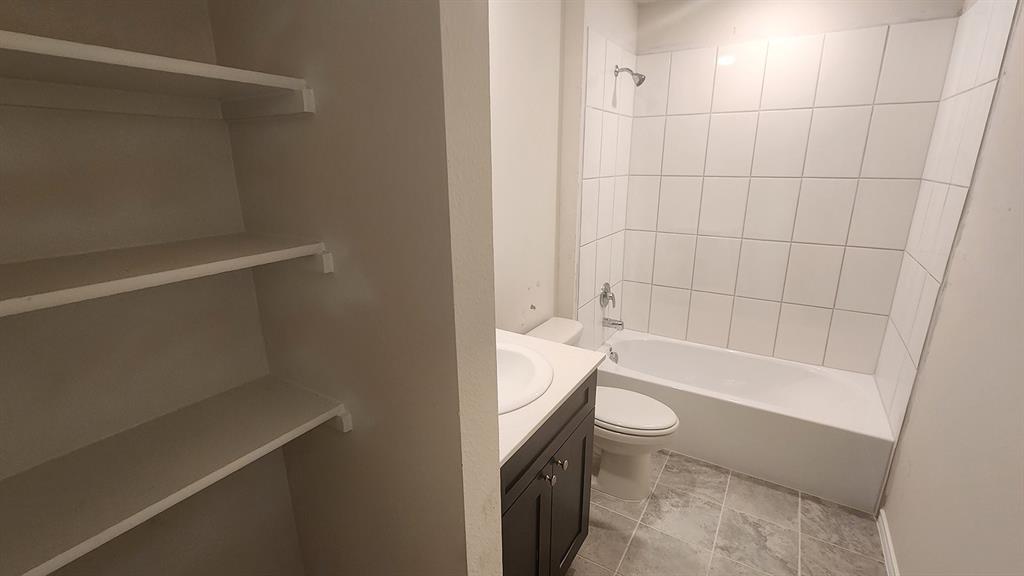 204 Saddle Blanket Drive - Photo 4