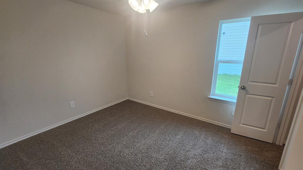 204 Saddle Blanket Drive - Photo 6