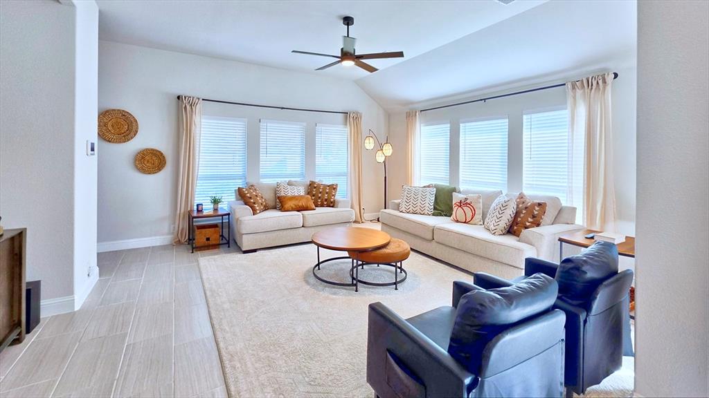 1004 Silver Sage Drive - Photo 13
