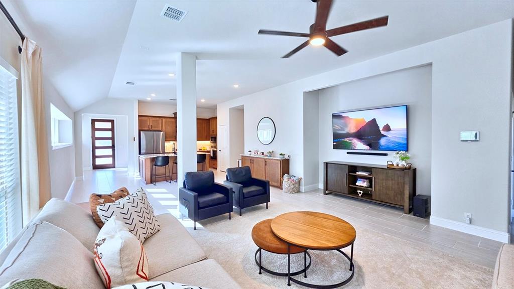 1004 Silver Sage Drive - Photo 14