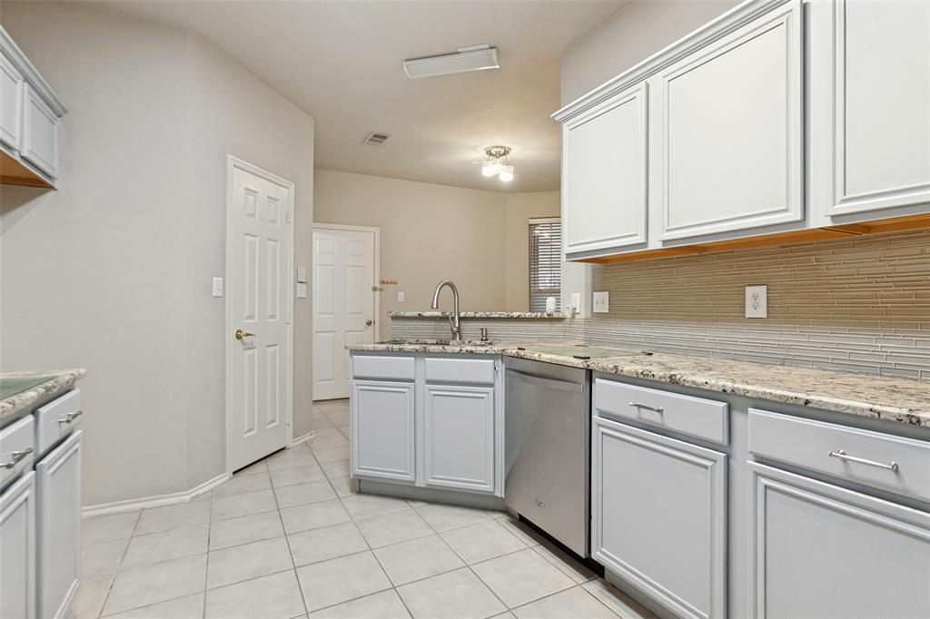 9809 Rockwall Road - Photo 13