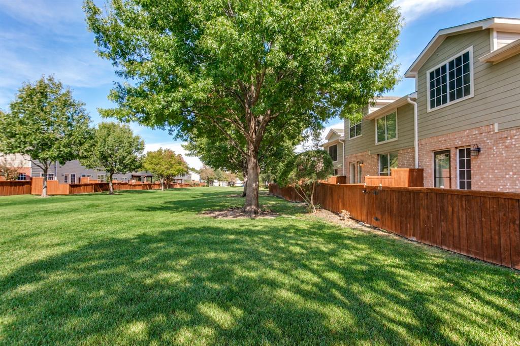 9809 Rockwall Road - Photo 33