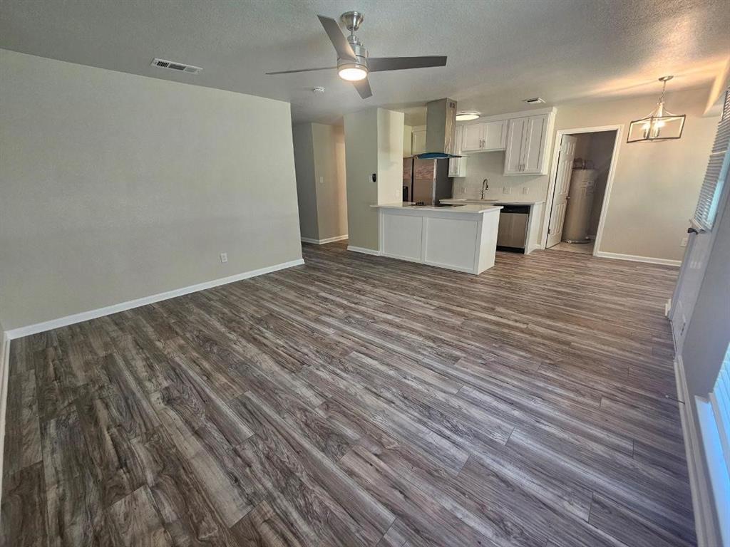 504 White Oak Lane - Photo 2
