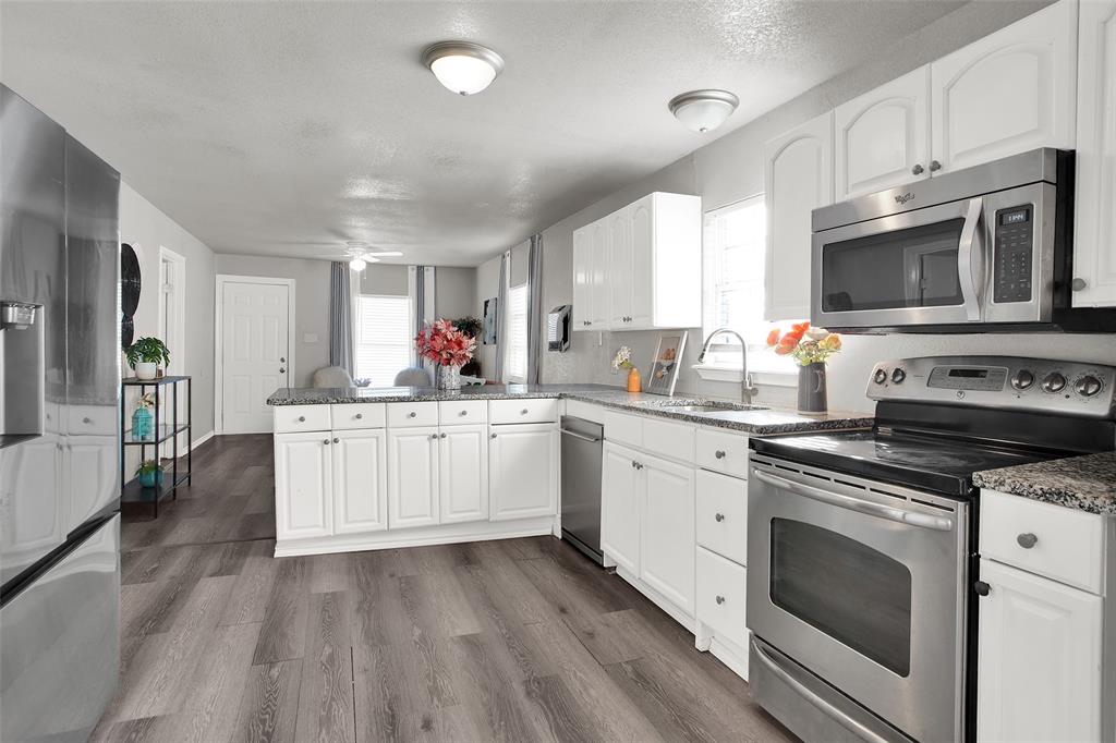 1107 Beech Street - Photo 4