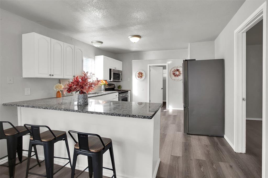 1107 Beech Street - Photo 5
