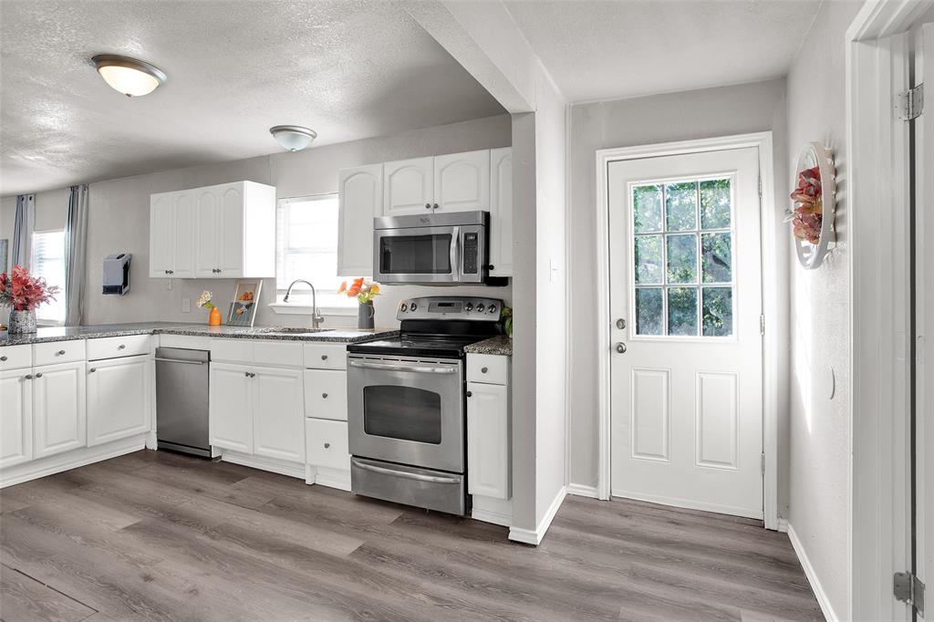 1107 Beech Street - Photo 7