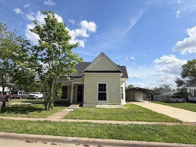 312 Poplar Street