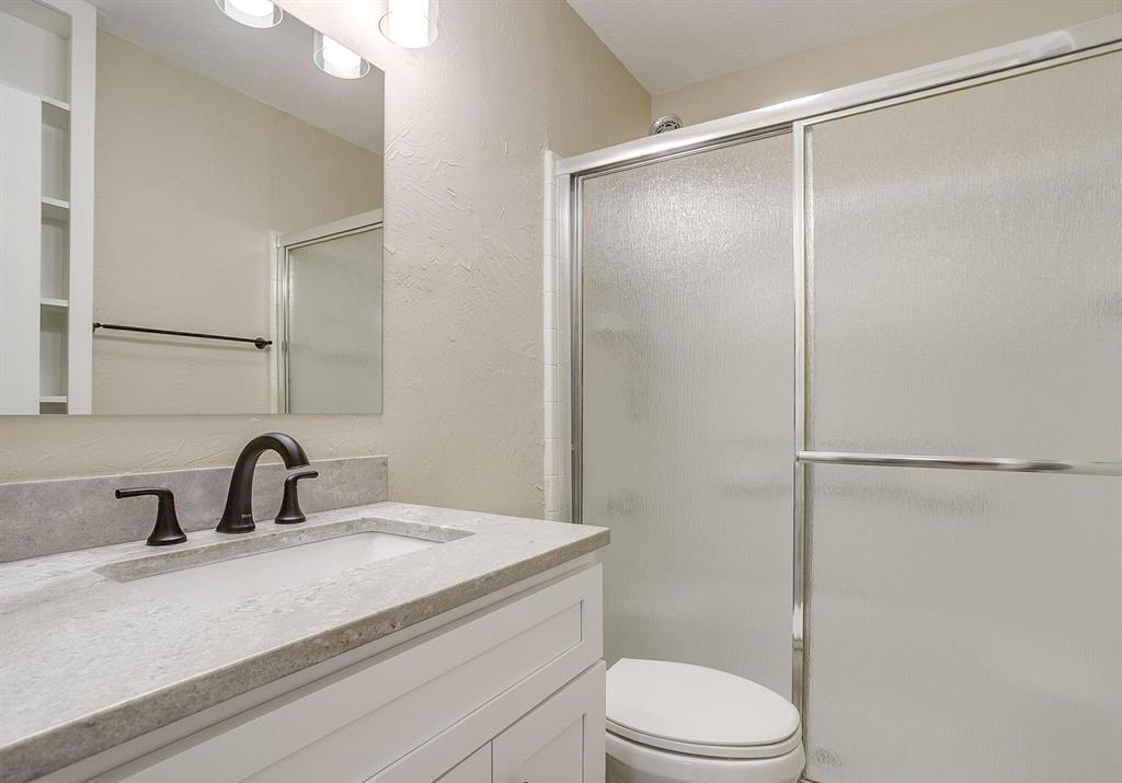 7412 Ewing Avenue - Photo 6