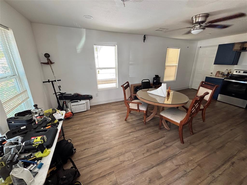 2940 Warren Avenue - Photo 4