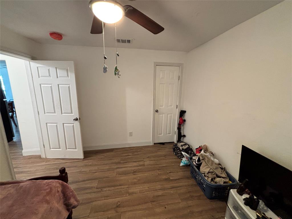 2940 Warren Avenue - Photo 6