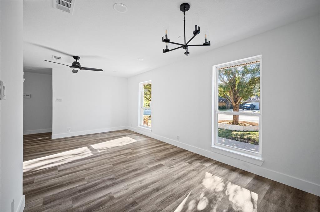 1321 E Windsor Drive - Photo 8