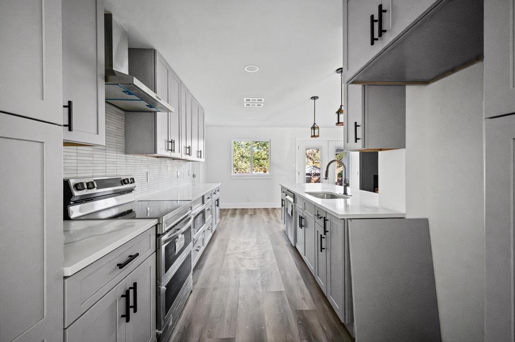 1321 E Windsor Drive - Photo 9