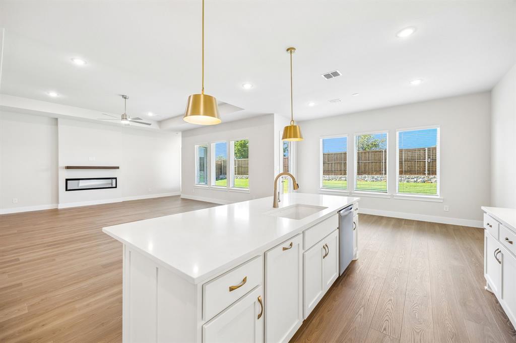 2414 Silver Spring Court - Photo 11