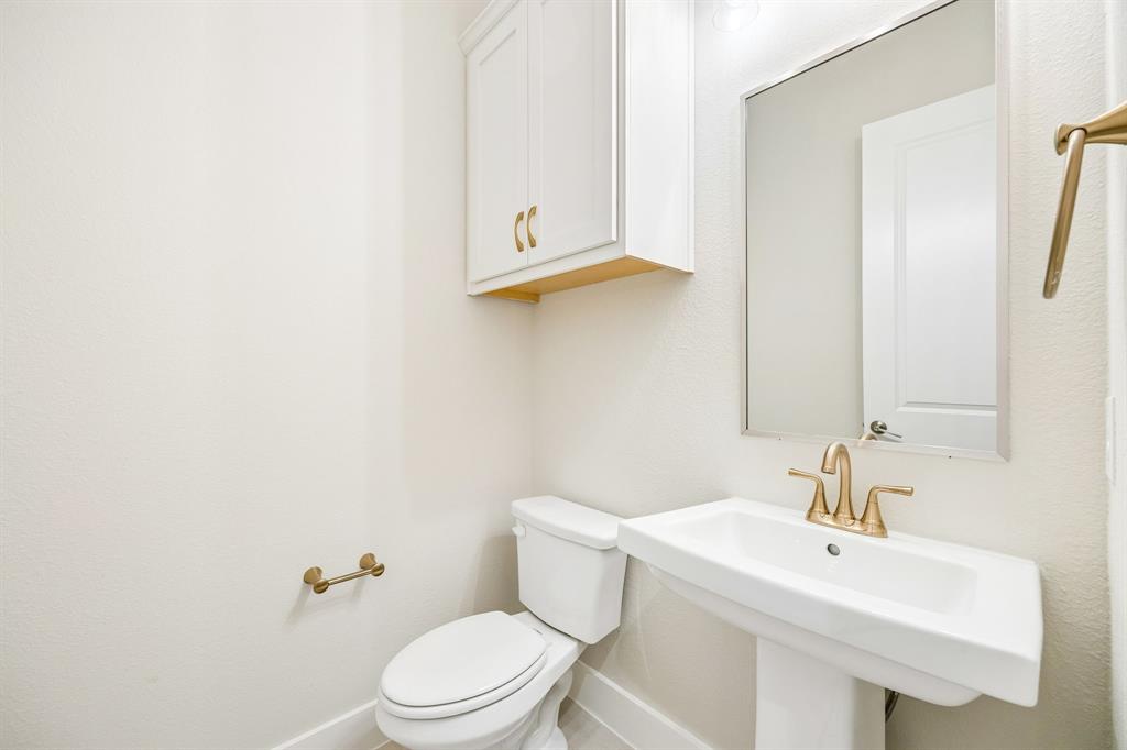 2414 Silver Spring Court - Photo 24