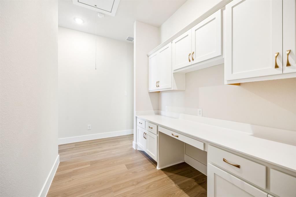 2414 Silver Spring Court - Photo 25