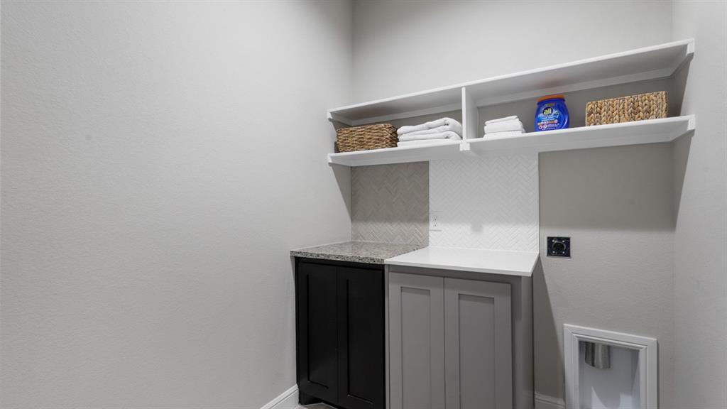 15048 SPLENDOR Street - Photo 30