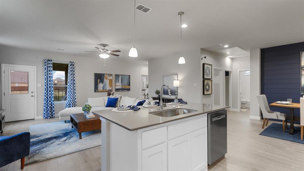 15048 SPLENDOR Street - Photo 4
