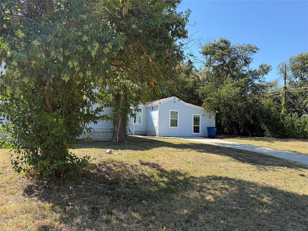 2781 Locust Avenue - Photo 2
