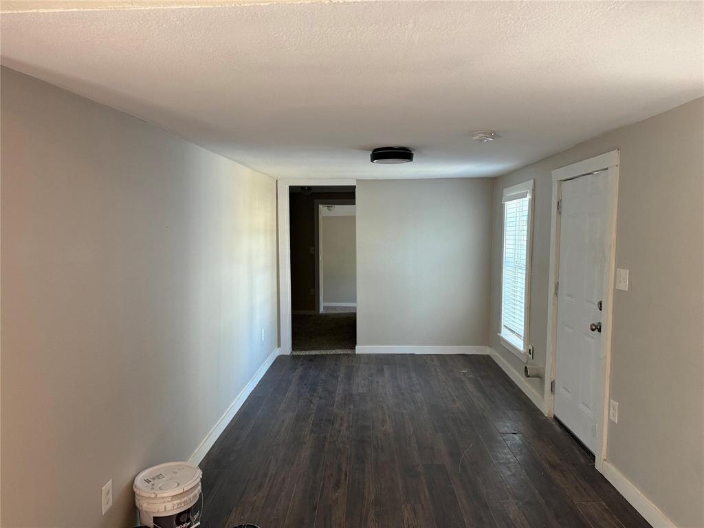 2781 Locust Avenue - Photo 4