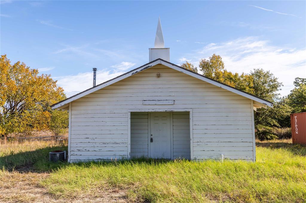 2251 Highway 6 - Photo 2
