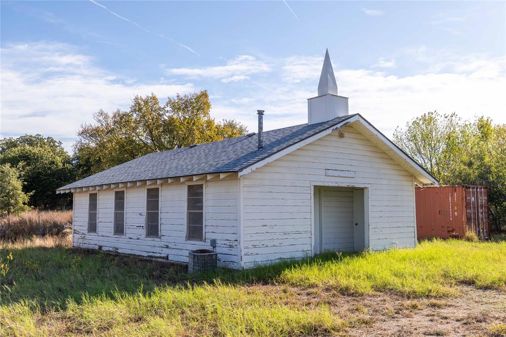 2251 Highway 6 - Photo 3