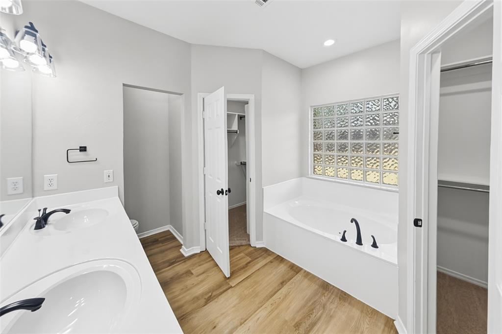 2924 Woodpark Drive - Photo 18