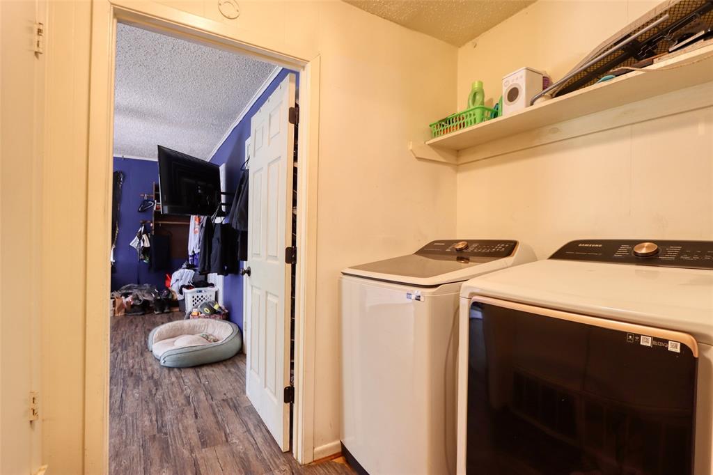 637 N 15th Street - Photo 17