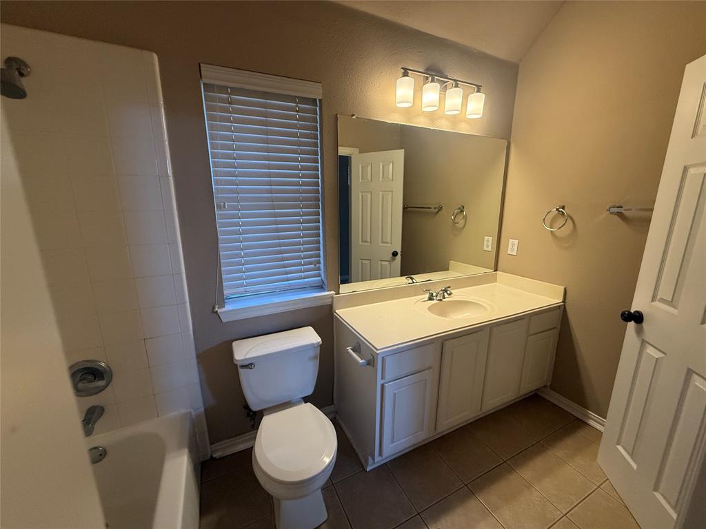 5045 Toftrees Drive - Photo 18